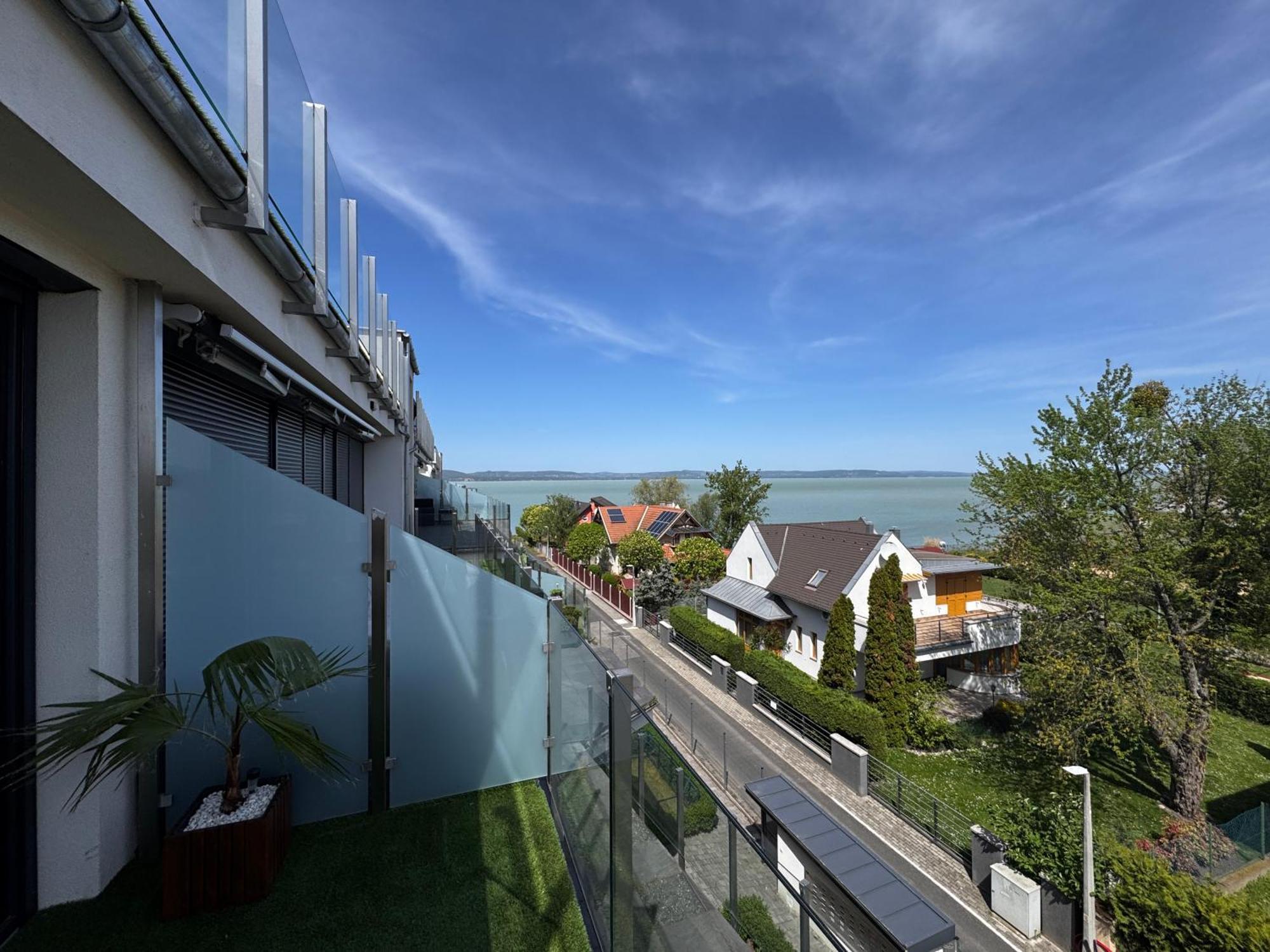 Bardo Apartman Balatonlelle Eksteriør billede