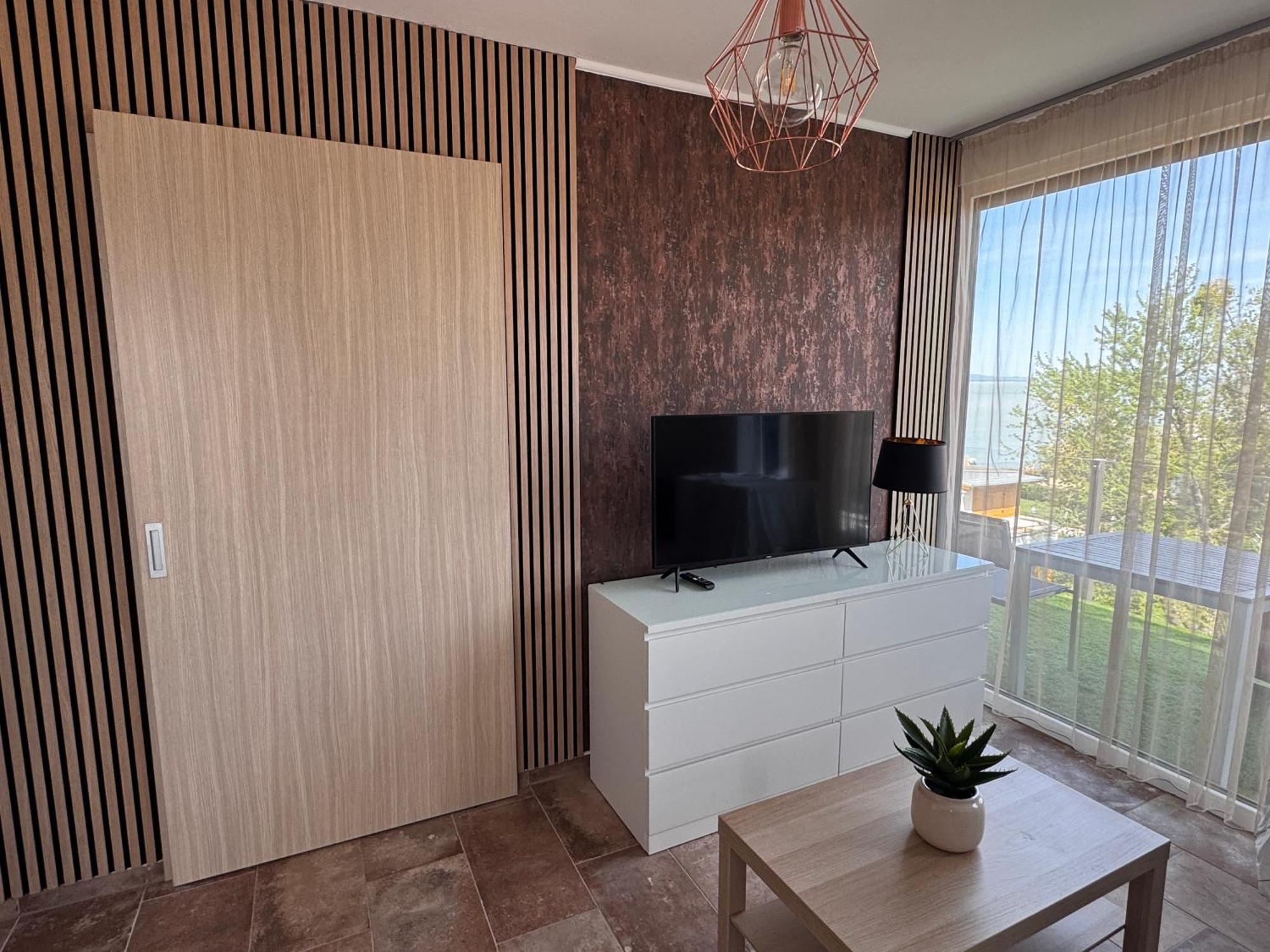 Bardo Apartman Balatonlelle Eksteriør billede